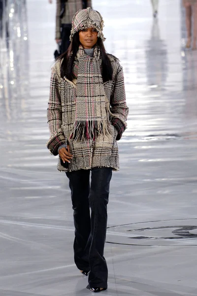 Look 24